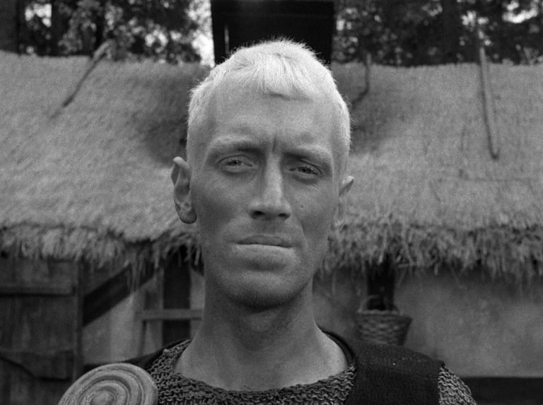 Tributo a Max Von Sydow con L’Opera di Bergman “Il Settimo Sigillo”