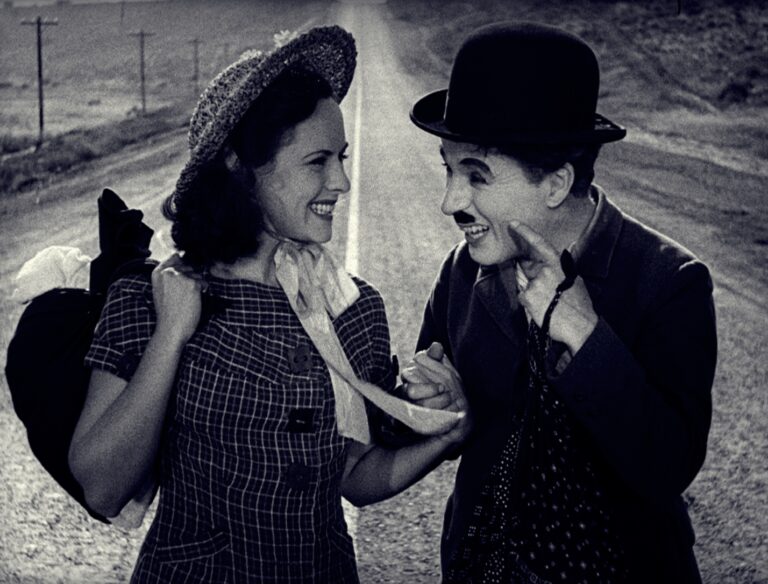 una raccolta di classici parte 6: charlie chaplin e paulette goddard in 