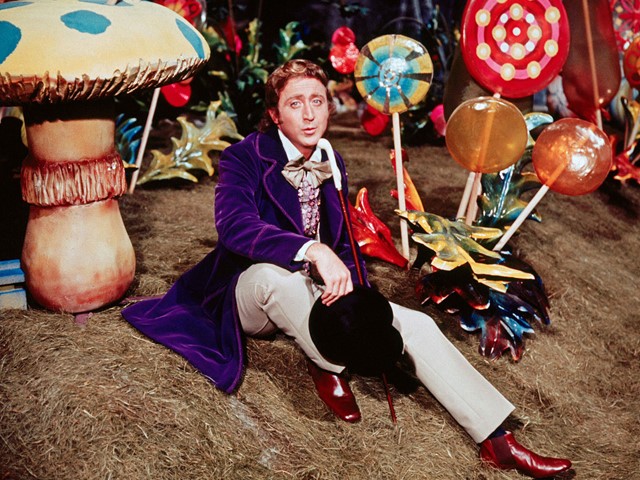 l'eccentrico willy wonka in una scena