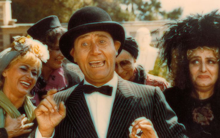 Alberto Sordi nel classico della Commedia All'Italiana I Nuovi Mostri